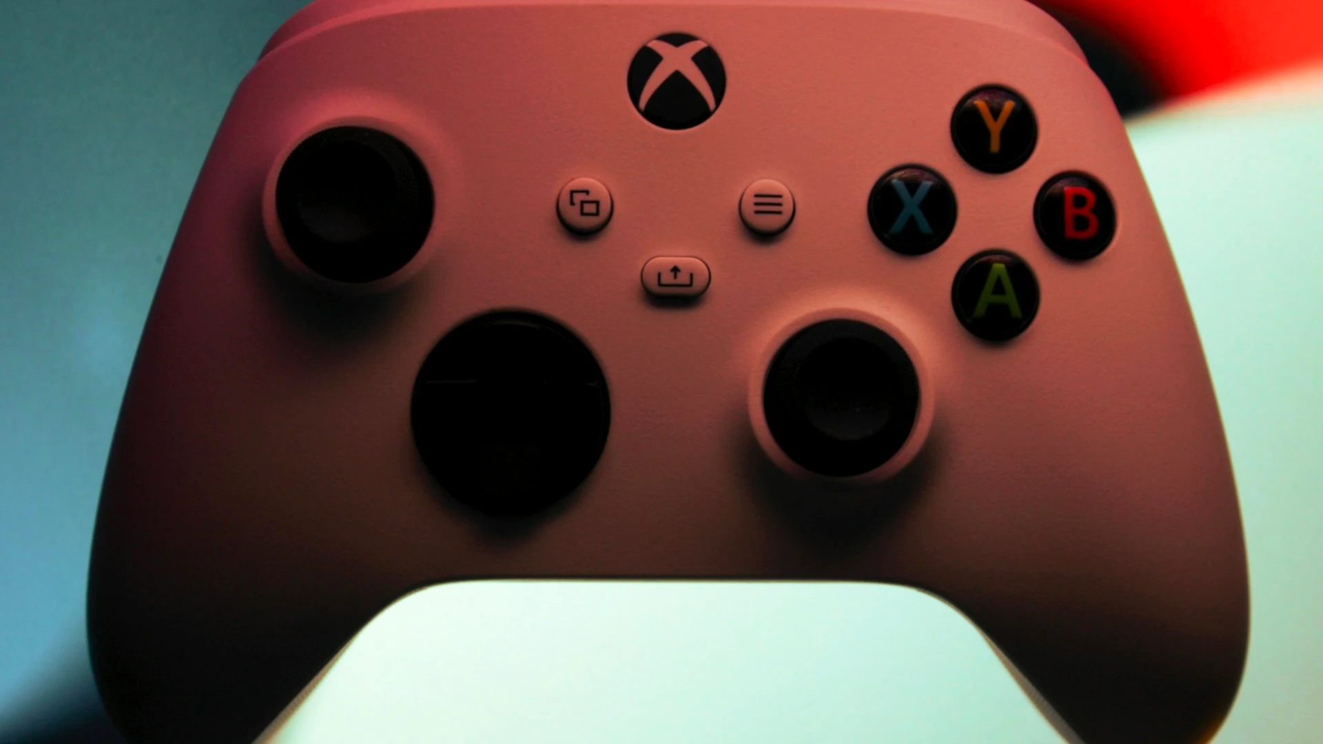 تراجع اضطراري لـ Xbox: خدمة Game Pass تفقد الملايين بعد رفع الأسعار